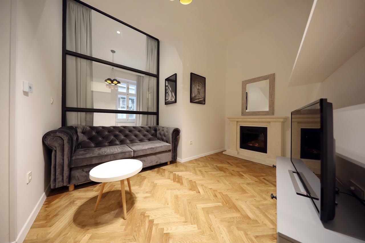 Central Apartments Zagreb Eksteriør bilde